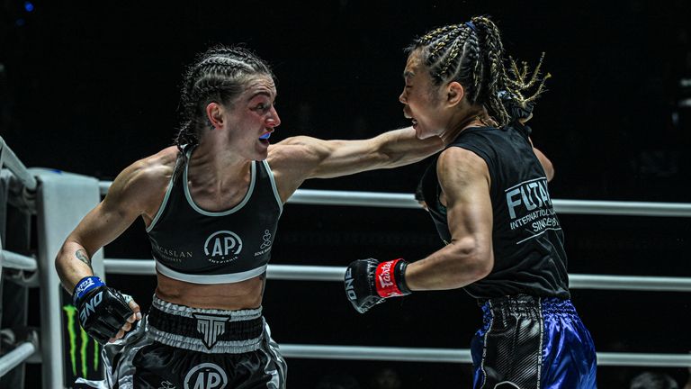 Amy Pirnie defeated Yu Yau Pui via knockout at 0:49 of round one

